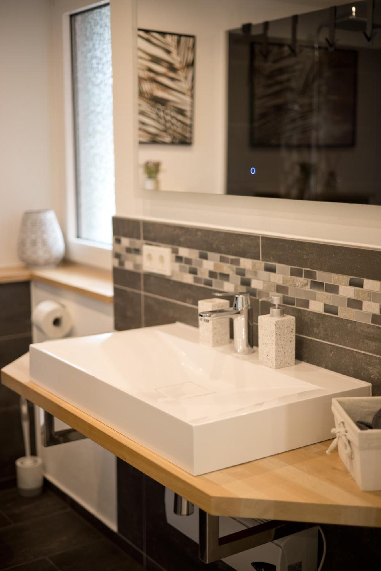 Moderne Wohnung Zum Wohlfuehlen Brachback Eksteriør billede